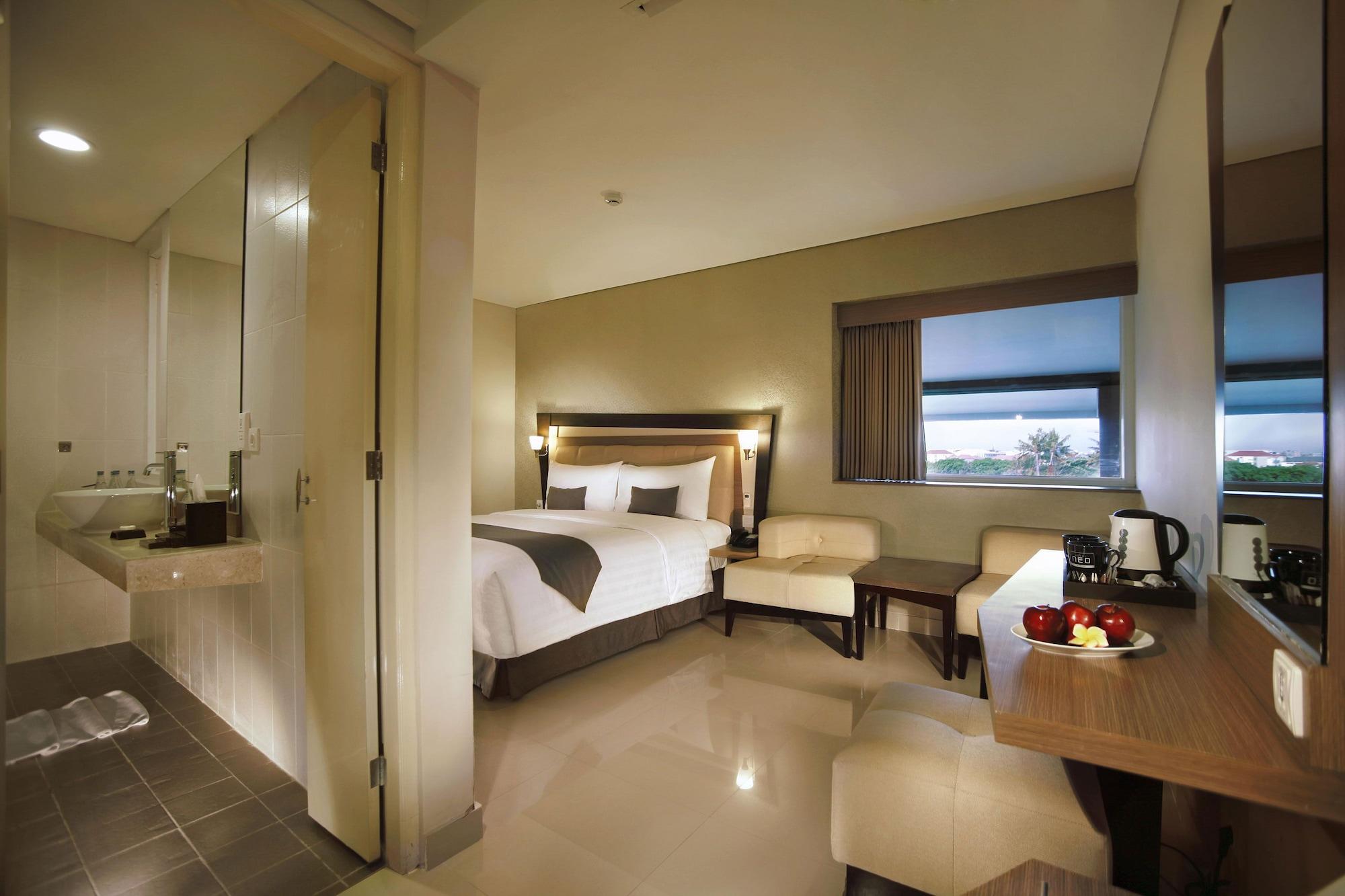 Hotel Neo - Kuta, Jelantik Legian Dış mekan fotoğraf