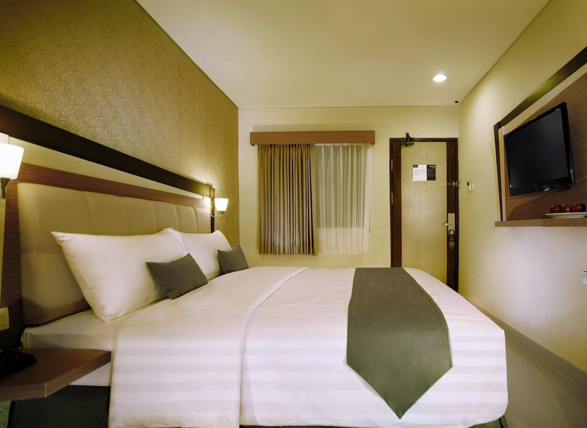 Hotel Neo - Kuta, Jelantik Legian Dış mekan fotoğraf