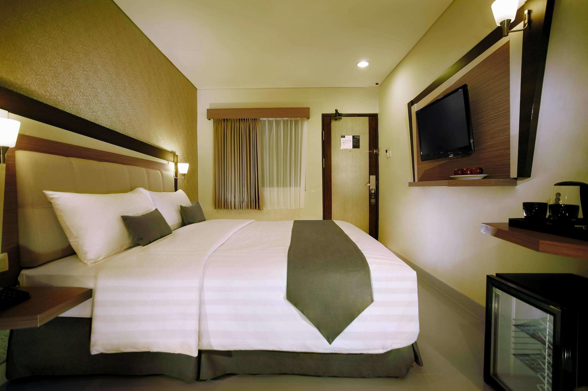 Hotel Neo - Kuta, Jelantik Legian Dış mekan fotoğraf