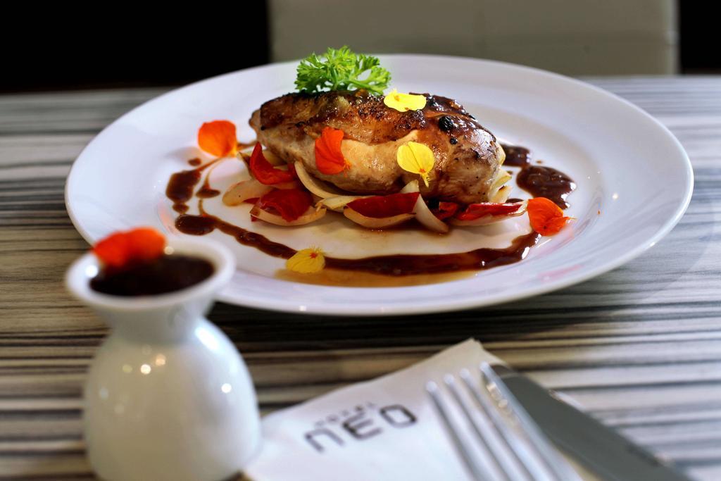 Hotel Neo - Kuta, Jelantik Legian Dış mekan fotoğraf