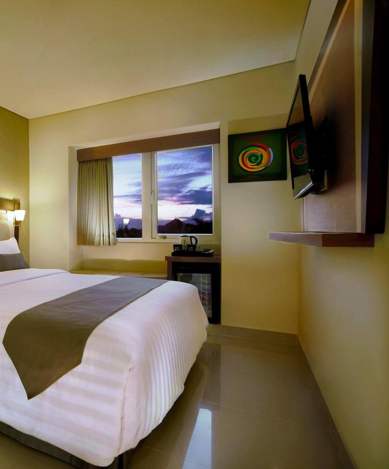 Hotel Neo - Kuta, Jelantik Legian Dış mekan fotoğraf